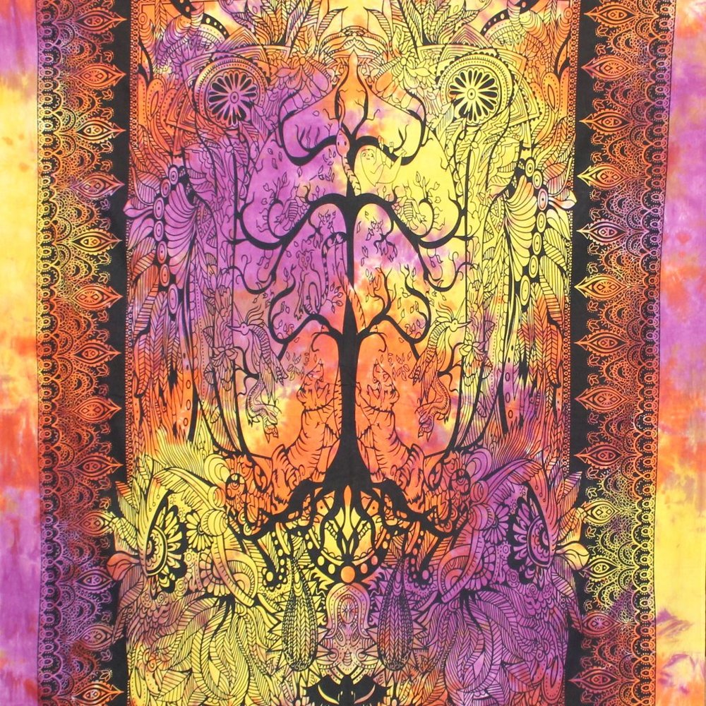 Lion Wall Tapestry (Purple)